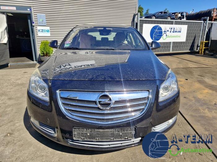 Opel Insignia 2.0 Turbo 16V Ecotec Sloopvoertuig (2010, Zwart)