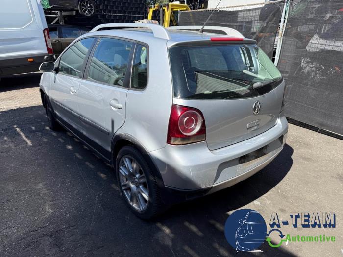 Volkswagen CrossPolo 1.2 12V Sloopvoertuig (2006, Metallic, Zilvergrijs, Zilver)