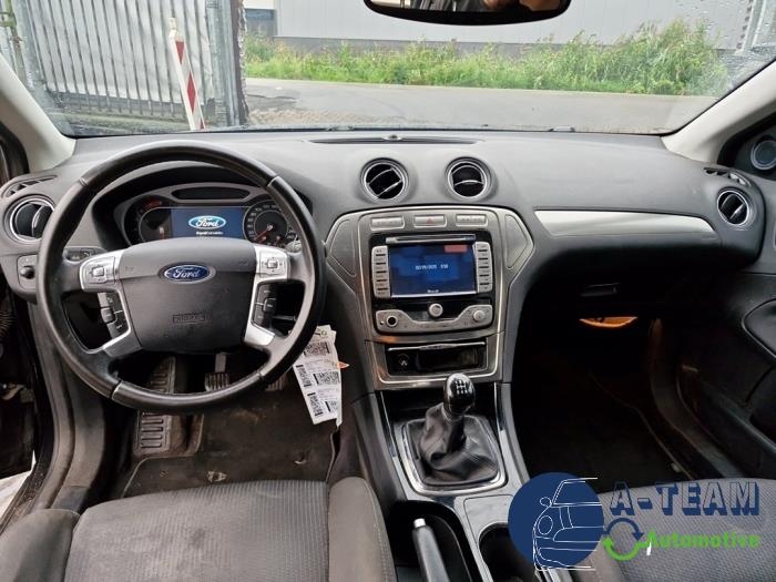 Ford Mondeo IV 1.6 Ti 16V Sloopvoertuig (2008, Metallic, Zwart)