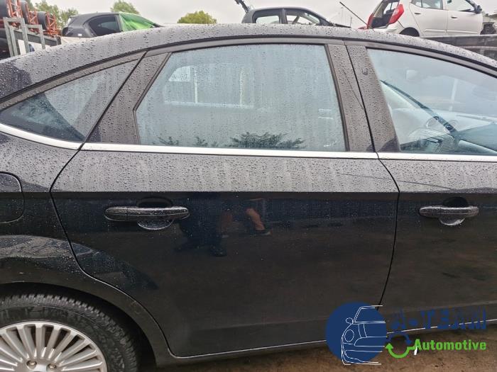 Ford Mondeo IV 1.6 Ti 16V Sloopvoertuig (2008, Metallic, Zwart)