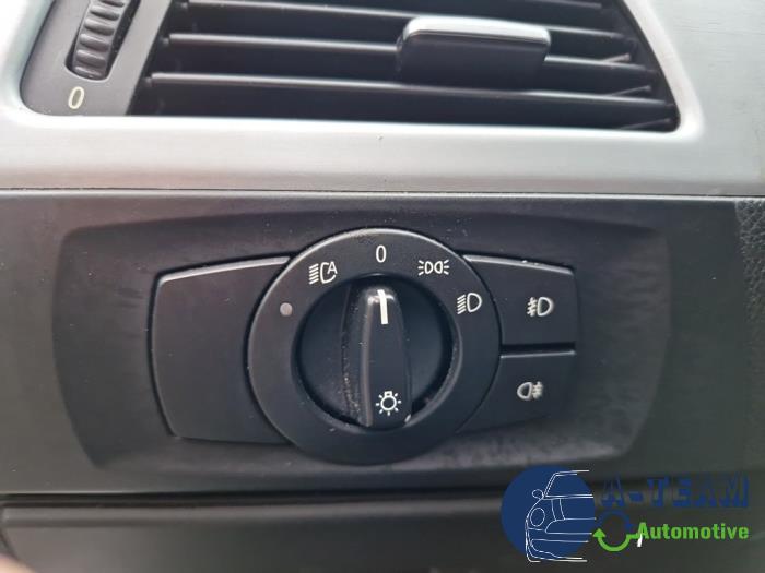 BMW 3 serie 325i 24V Sloopvoertuig (2005, Grijs)