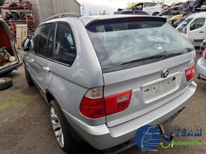 BMW X5 4.4 V8 32V Sloopvoertuig (2001, Metallic, Zilver)