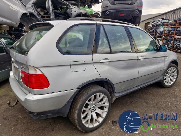 BMW X5 4.4 V8 32V Sloopvoertuig (2001, Metallic, Zilver)