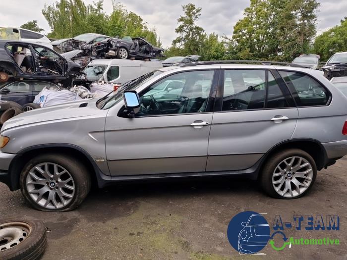 BMW X5 4.4 V8 32V Sloopvoertuig (2001, Metallic, Zilver)