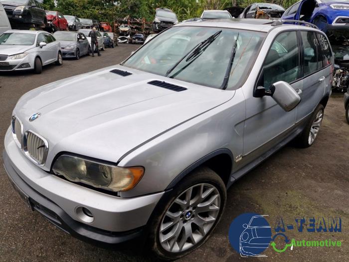 BMW X5 4.4 V8 32V Sloopvoertuig (2001, Metallic, Zilver)