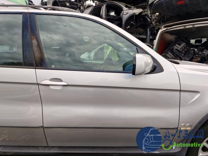 BMW X5 4.4 V8 32V Sloopvoertuig (2001, Metallic, Zilver)