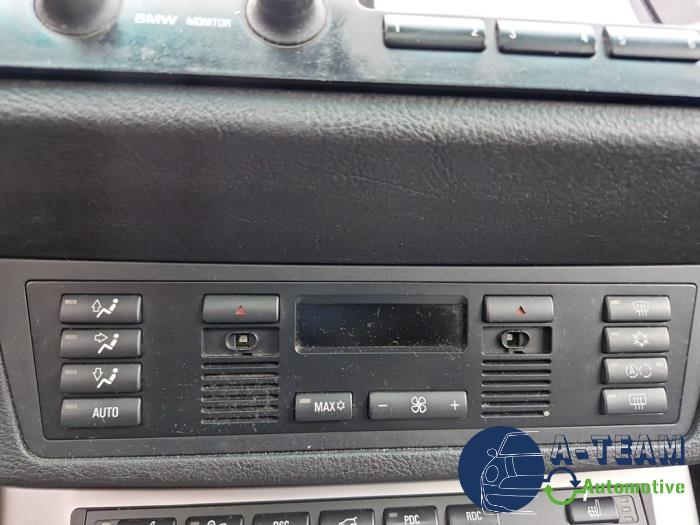 BMW X5 4.4 V8 32V Sloopvoertuig (2001, Metallic, Zilver)