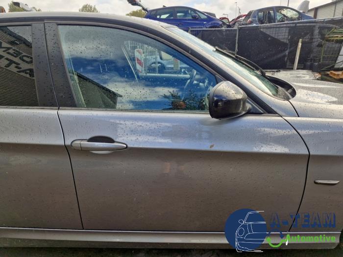 BMW 3 serie 318d 16V Sloopvoertuig (2011, Metallic, Grijs)