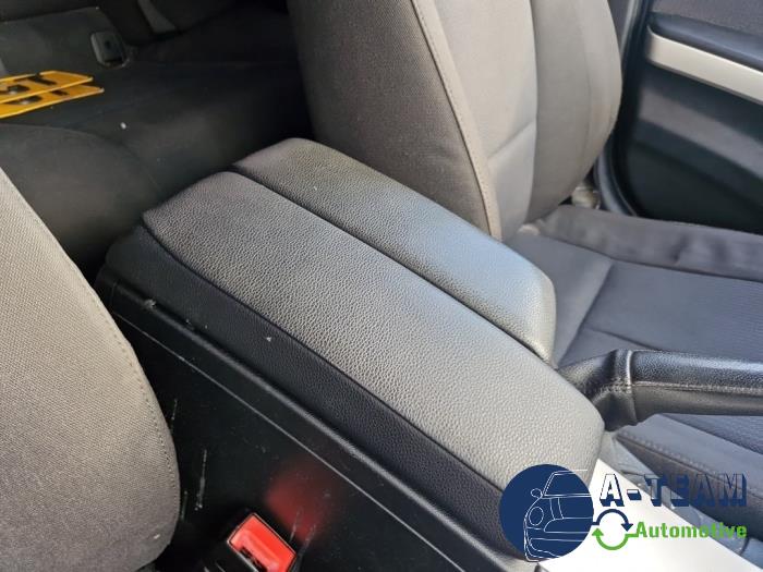 BMW 3 serie 318d 16V Sloopvoertuig (2011, Metallic, Grijs)