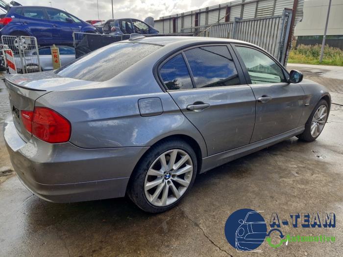 BMW 3 serie 318d 16V Sloopvoertuig (2011, Metallic, Grijs)