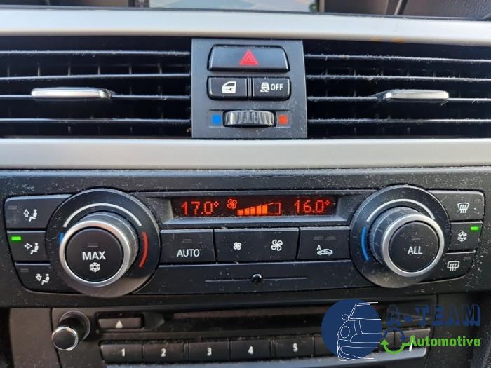 BMW 3 serie 318d 16V Sloopvoertuig (2011, Metallic, Grijs)