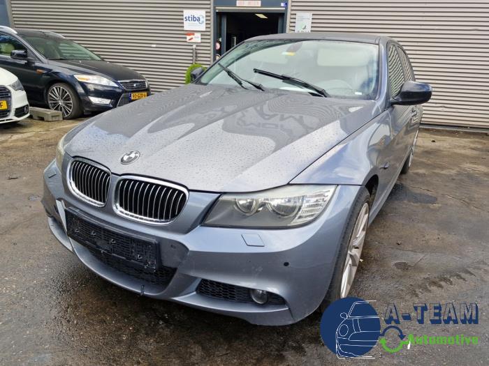 BMW 3 serie 318d 16V Sloopvoertuig (2011, Metallic, Grijs)