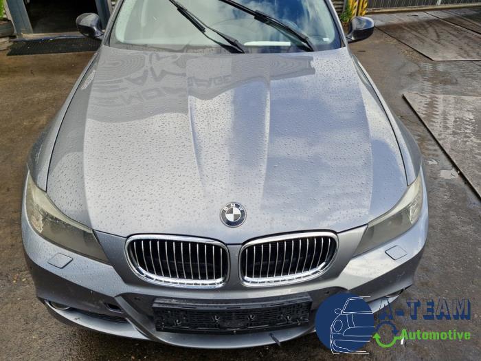 BMW 3 serie 318d 16V Sloopvoertuig (2011, Metallic, Grijs)