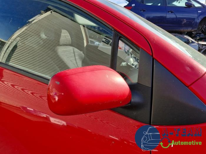 Toyota Yaris II 1.3 16V VVT-i Sloopvoertuig (2007, Rood)