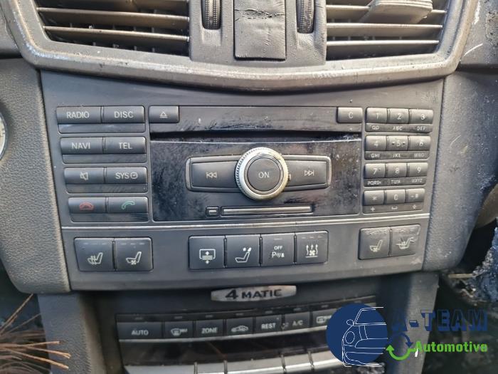 Mercedes E E-550 5.5 V8 32V 4-Matic Sloopvoertuig (2010, Grijs)