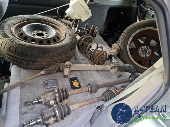 Toyota Prius 1.5 16V Sloopvoertuig (2005, Grijs)