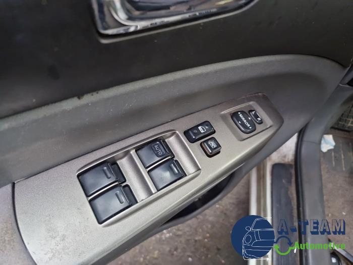 Toyota Prius 1.5 16V Sloopvoertuig (2005, Grijs)