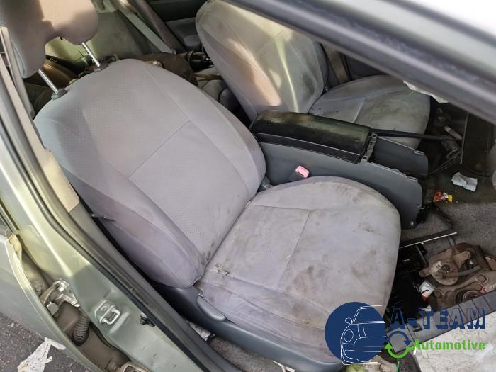 Toyota Prius 1.5 16V Sloopvoertuig (2005, Grijs)