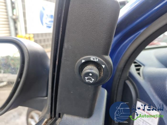 Ford Fiesta 5 ST 2.0 16V ST150 Sloopvoertuig (2006, Metallic, Blauw)