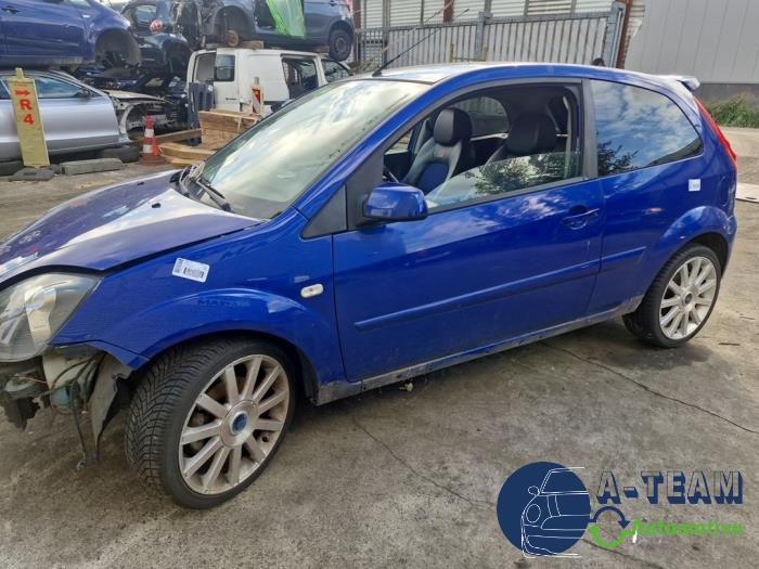 Ford Fiesta 5 ST 2.0 16V ST150 Sloopvoertuig (2006, Metallic, Blauw)