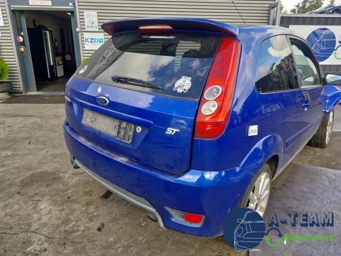 Ford Fiesta 5 ST 2.0 16V ST150 Sloopvoertuig (2006, Metallic, Blauw)