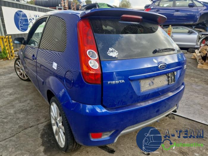 Ford Fiesta 5 ST 2.0 16V ST150 Sloopvoertuig (2006, Metallic, Blauw)