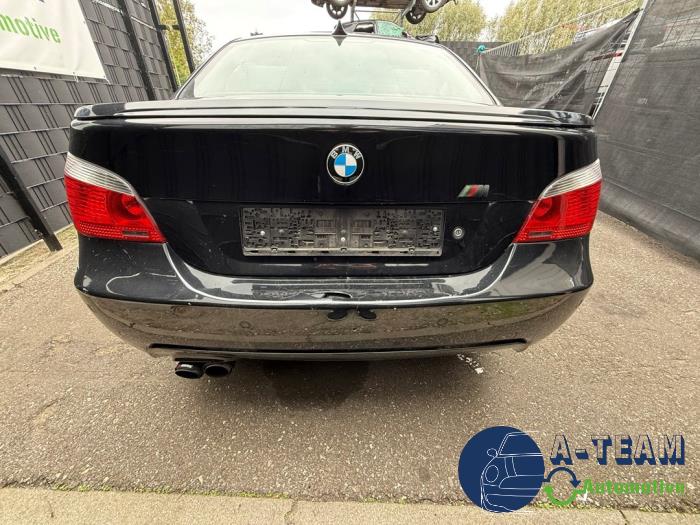 BMW 5-Serie 02- Sloopvoertuig (2004, Metallic, Zwart, Saffierblauw, Saffierzwart)