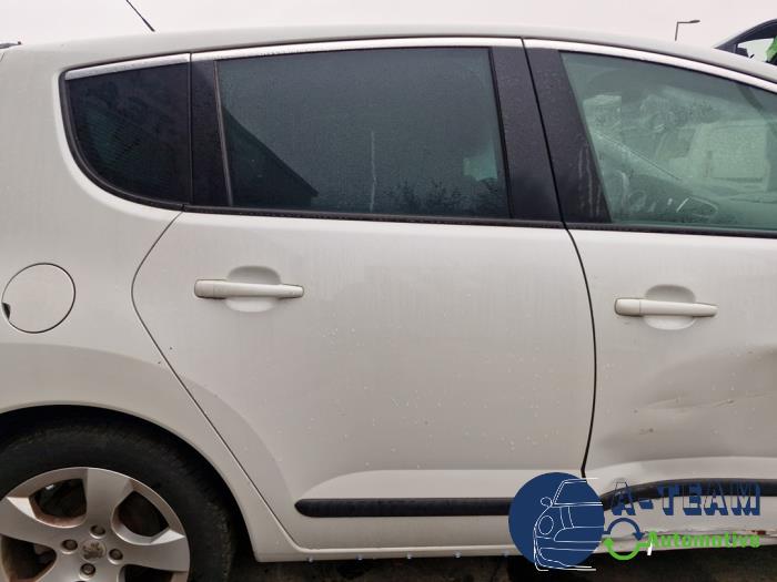 Peugeot 3008 I 1.6 16V THP 155 Sloopvoertuig (2010, Wit)