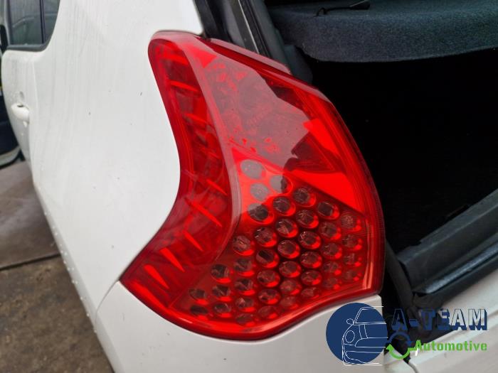 Peugeot 3008 I 1.6 16V THP 155 Sloopvoertuig (2010, Wit)