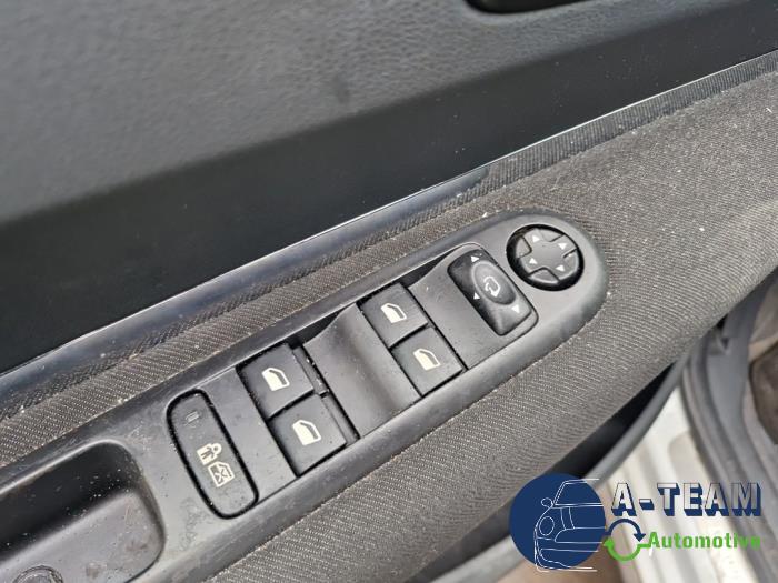 Peugeot 3008 I 1.6 16V THP 155 Sloopvoertuig (2010, Wit)