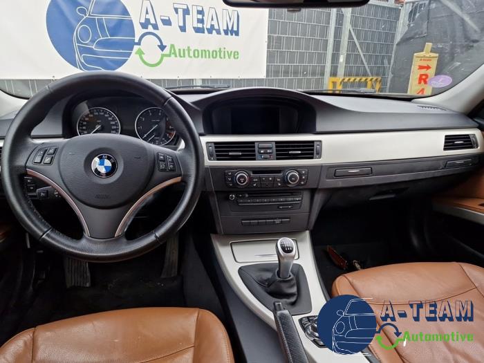 BMW 3 serie Touring 318i 16V Sloopvoertuig (2011, Metallic, Zilver)