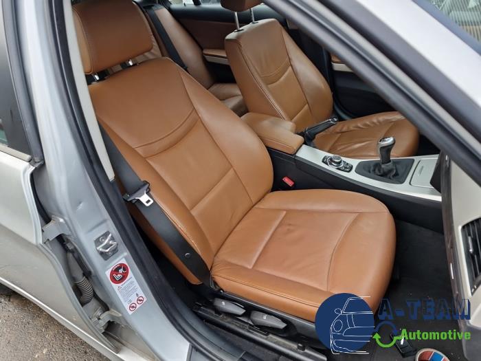 BMW 3 serie Touring 318i 16V Sloopvoertuig (2011, Metallic, Zilver)