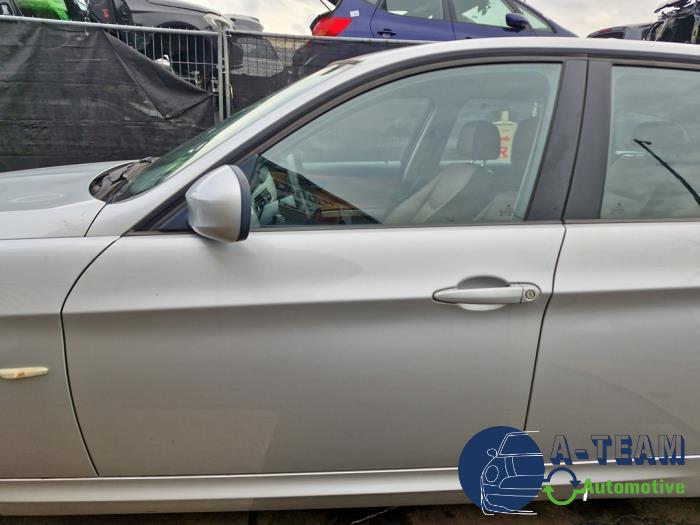 BMW 3 serie Touring 318i 16V Sloopvoertuig (2011, Metallic, Zilver)