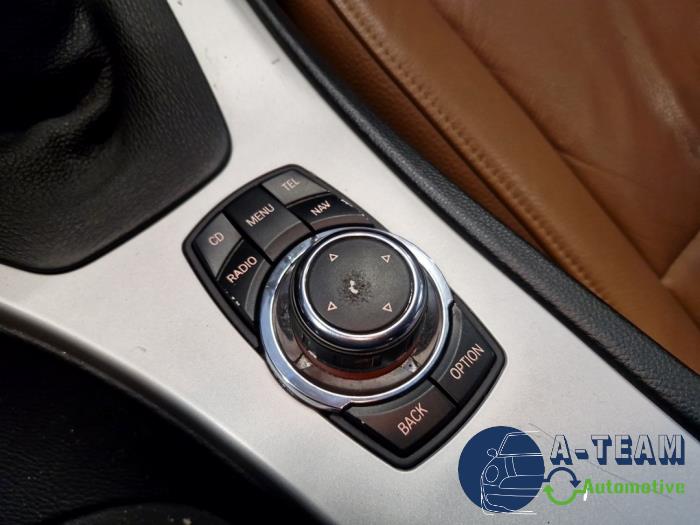 BMW 3 serie Touring 318i 16V Sloopvoertuig (2011, Metallic, Zilver)