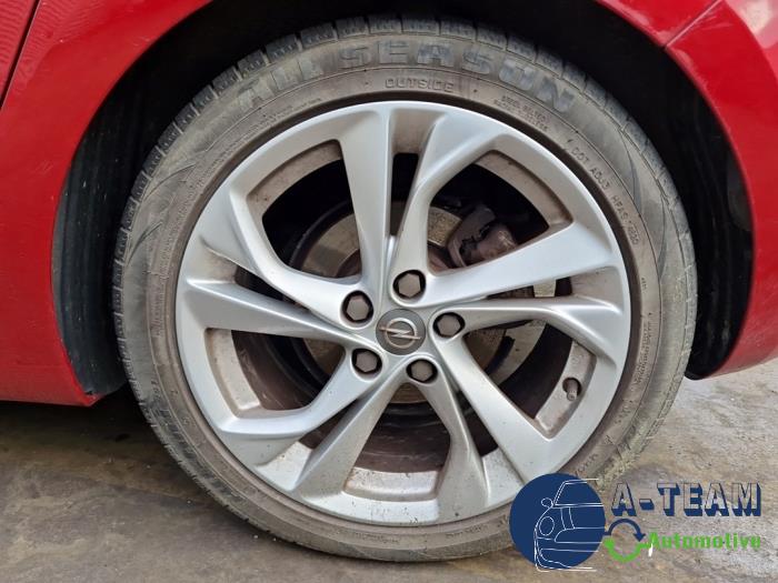 Opel Astra K 1.2 Turbo 12V Sloopvoertuig (2020, Rood)