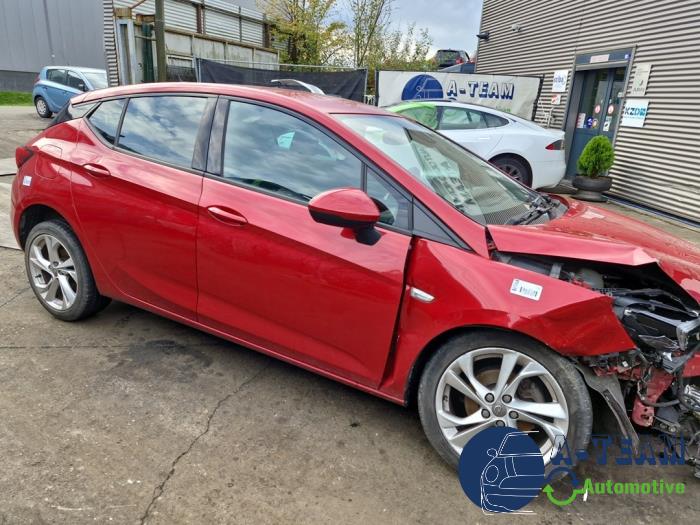 Opel Astra K 1.2 Turbo 12V Sloopvoertuig (2020, Rood)