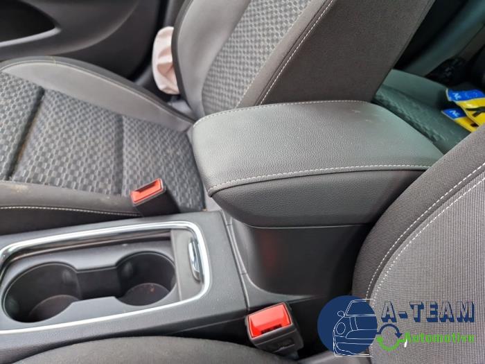 Opel Astra K 1.2 Turbo 12V Sloopvoertuig (2020, Rood)