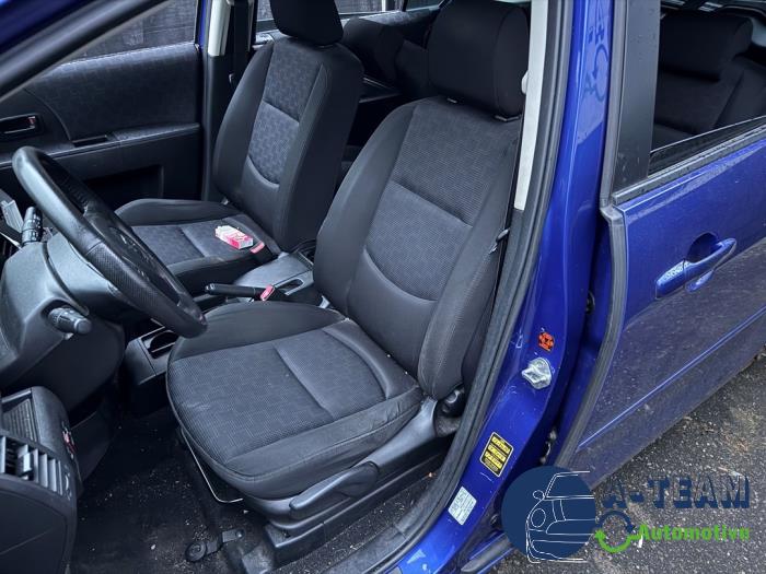 Mazda 5 1.8i 16V Sloopvoertuig (2009, Blauw)