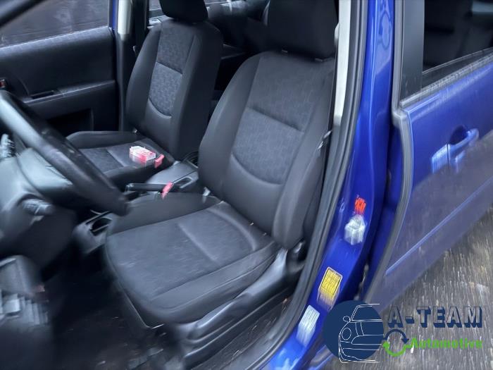 Mazda 5 1.8i 16V Sloopvoertuig (2009, Blauw)