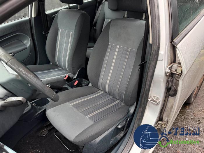 Ford Fiesta 6 1.25 16V Sloopvoertuig (2009, Grijs)