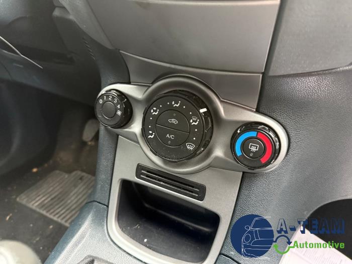 Ford Fiesta 6 1.25 16V Sloopvoertuig (2009, Grijs)