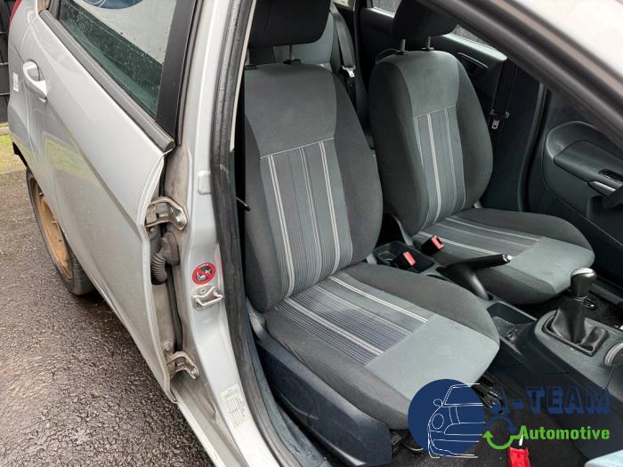 Ford Fiesta 6 1.25 16V Sloopvoertuig (2009, Grijs)