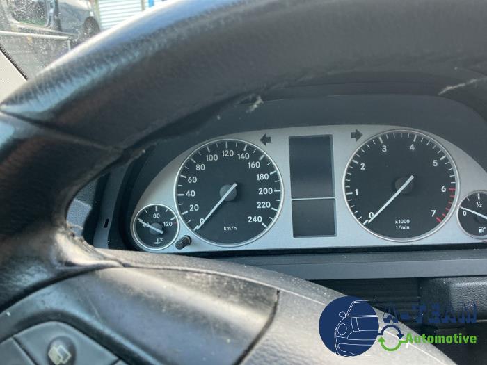 Mercedes B 1.5 B-160 16V Sloopvoertuig (2011, Grijs)