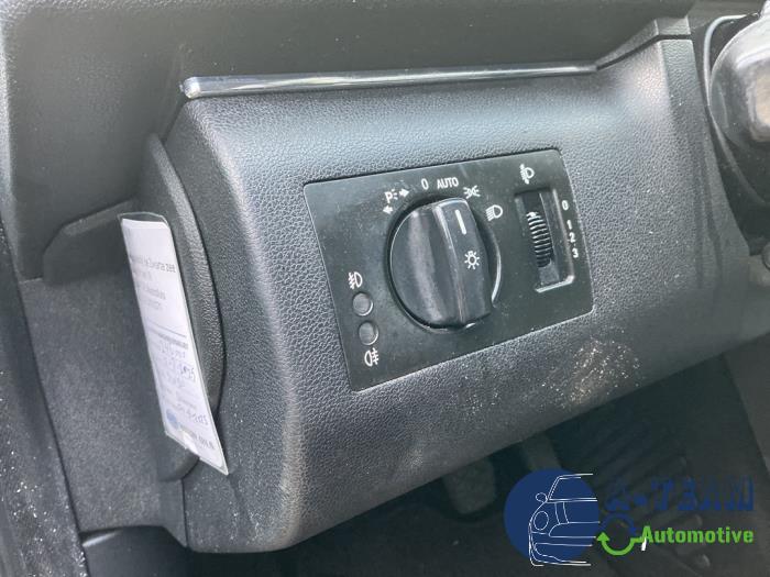 Mercedes B 1.5 B-160 16V Sloopvoertuig (2011, Grijs)