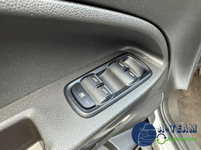 Ford EcoSport 1.0 EcoBoost 12V 125 Sloopvoertuig (2015, Grijs)