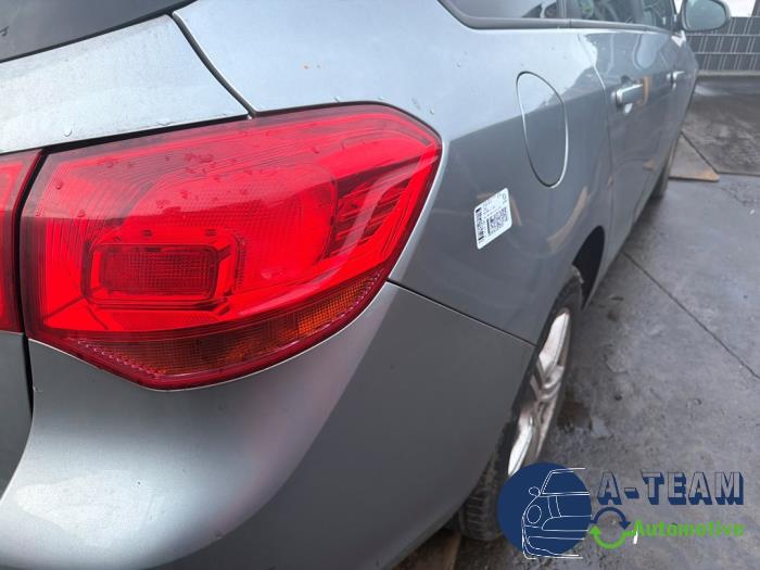 Opel Astra J Sports Tourer 1.4 16V ecoFLEX Sloopvoertuig (2011, Grijs)