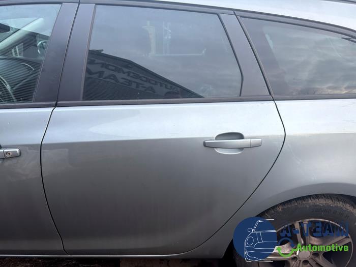 Opel Astra J Sports Tourer 1.4 16V ecoFLEX Sloopvoertuig (2011, Grijs)