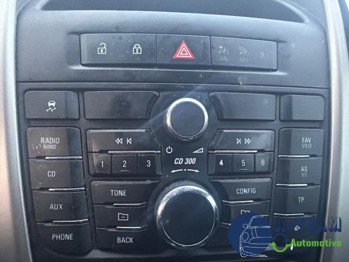 Opel Astra J Sports Tourer 1.4 16V ecoFLEX Sloopvoertuig (2011, Grijs)