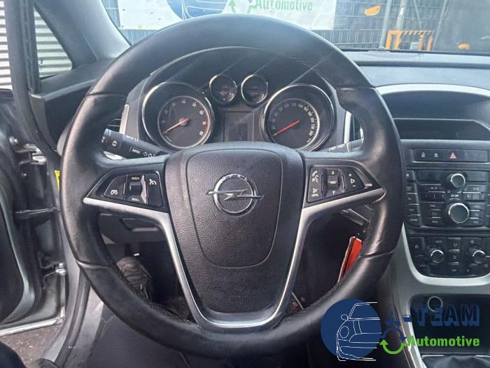 Opel Astra J Sports Tourer 1.4 16V ecoFLEX Sloopvoertuig (2011, Grijs)