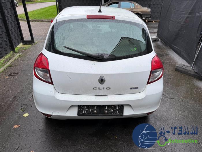 Renault Clio III 1.2 16V 75 Sloopvoertuig (2009, Wit)